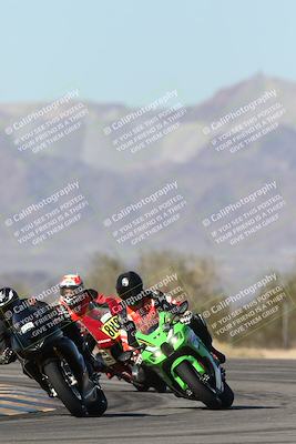 media/Dec-04-2025-Racers Edge (Thu) [[5ebc9f124d]]/3-B Group/1-Session 1 (Turn 7)/